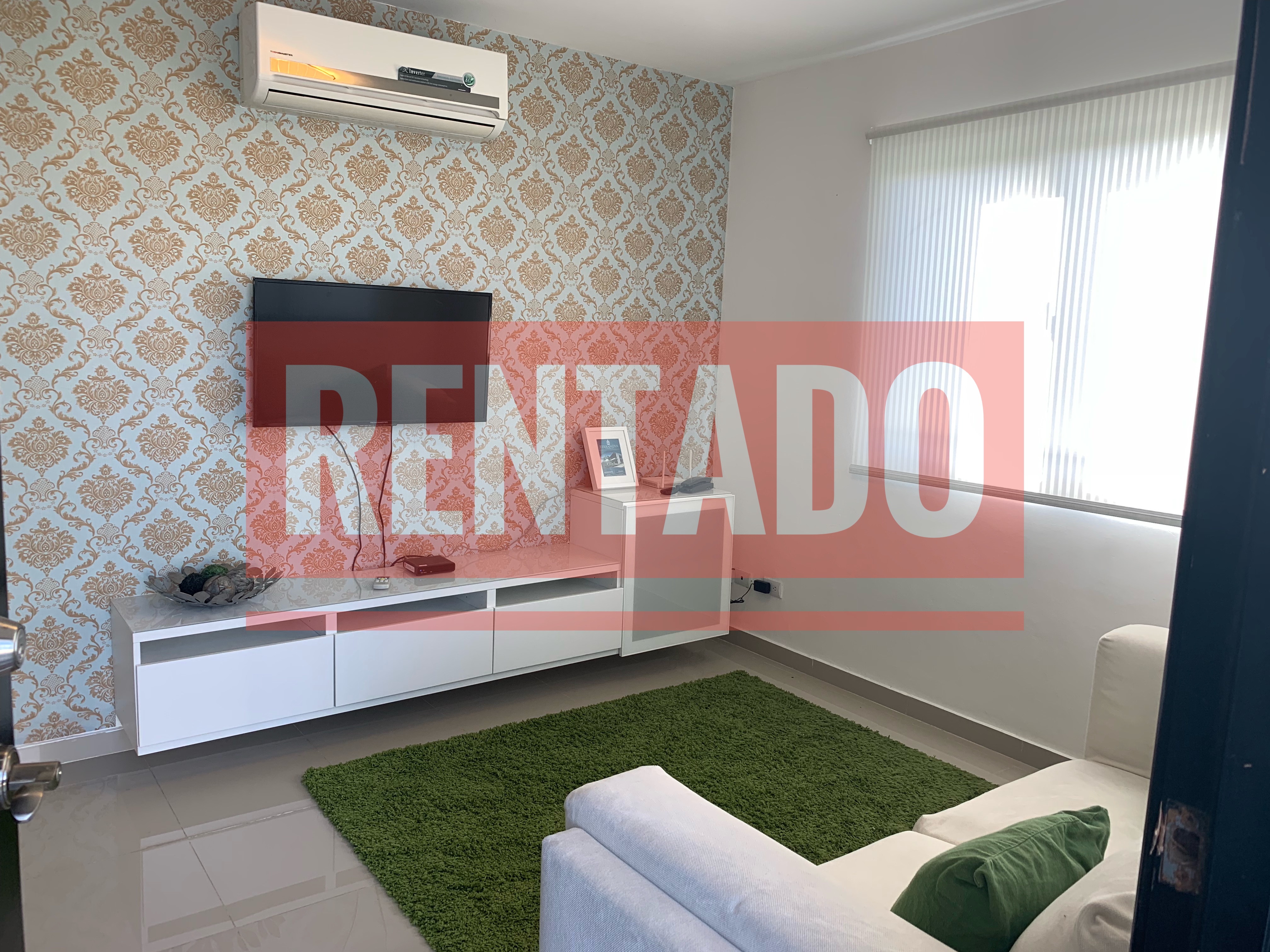 Casa de tres habitaciones amueblada en Terranova Carribean